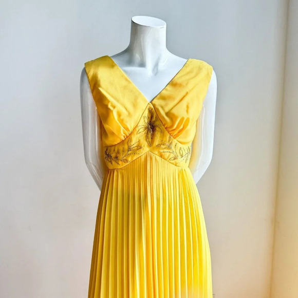 Vintage Murray G Bright Yellow Beaded  Empire Waist Pleated Maxi Gown M - Picture 6 of 6